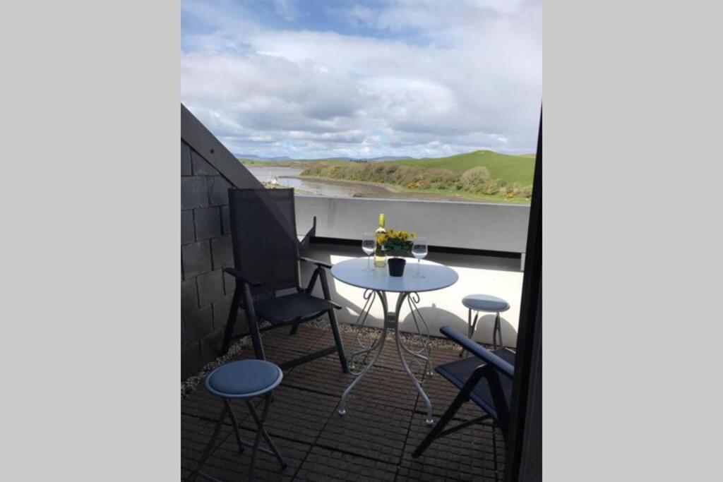 Clew Bay Balcony Views - Westport Quay Apt Apartment Exterior photo